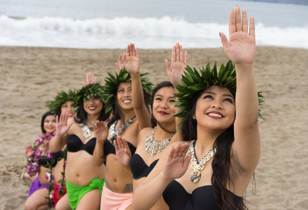 Manuia ladies are available to greet your guests at any luau